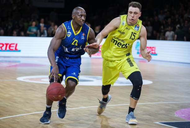 西甲豪门颜 西甲豪门颜