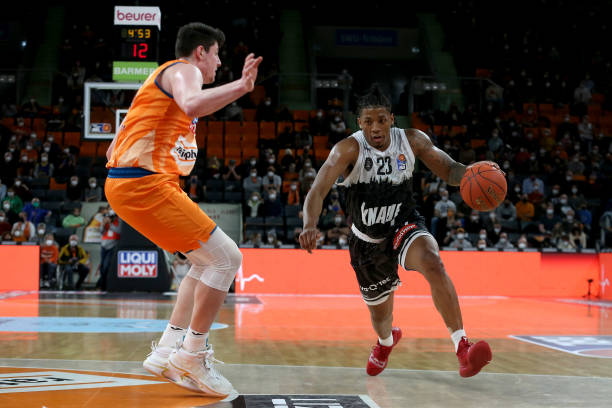 育盛事之一 育盛事之一